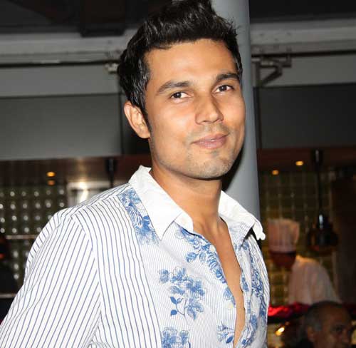'Real-life sweethearts' Randeep Hooda, Neetu Chandra co-starring in film